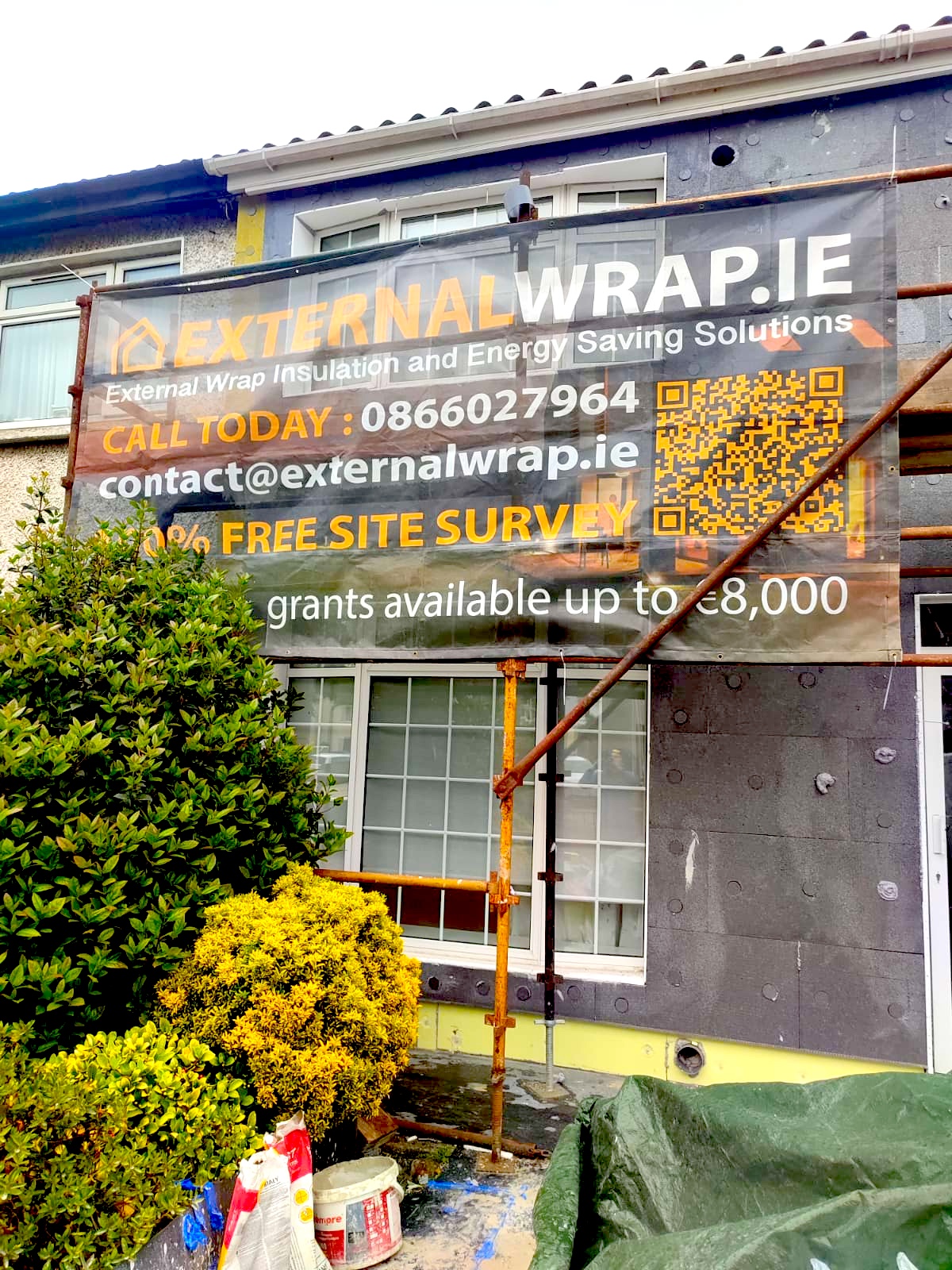External Wrap insulation specialists on site